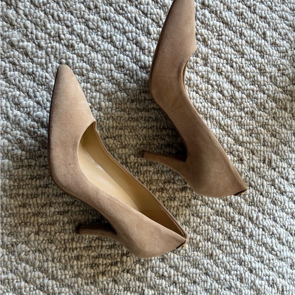 Michael Kors Tan Heels - Never Worn - Picture 3 of 3